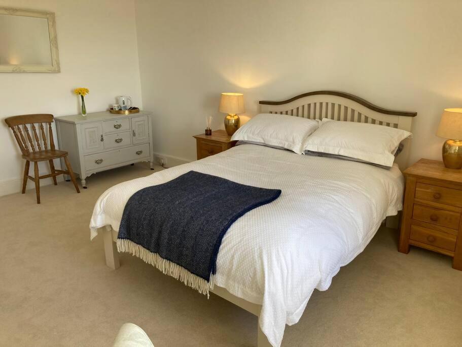 Lower Trewern Farm- Ensuite Bedroom Penzance Esterno foto